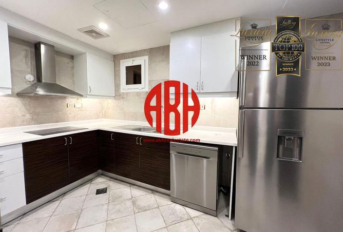 995623 - Property Image 3