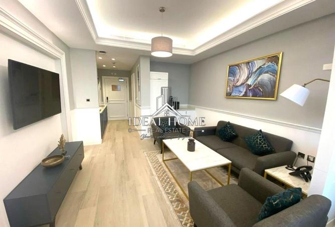 956540 - Property Image 2