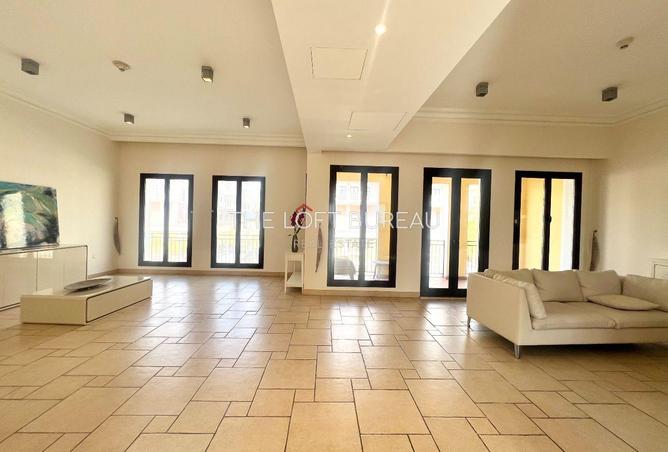 941336 - Property Image 3