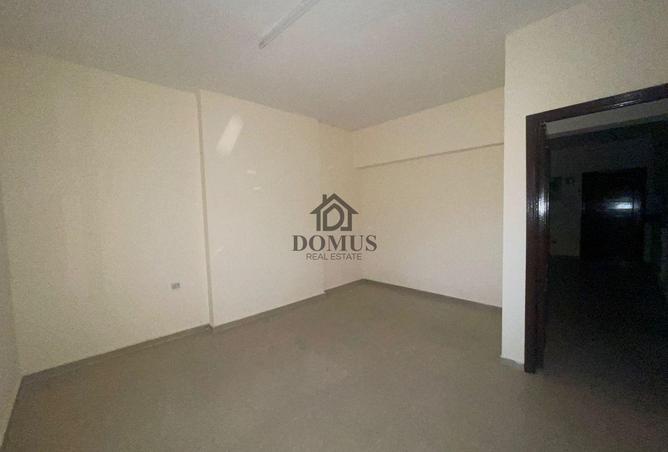 940762 - Property Image 3