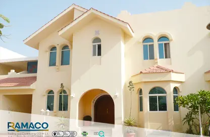 Compound - 3 Bedrooms - 3 Bathrooms for rent in Old Airport Road - Old Airport Road - Doha