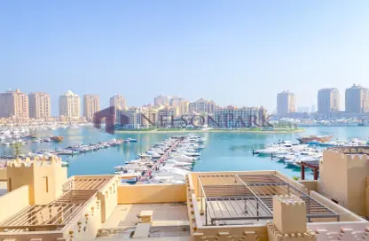 Apartment - 2 Bedrooms - 3 Bathrooms for rent in East Porto Drive - Porto Arabia - The Pearl Island - Doha