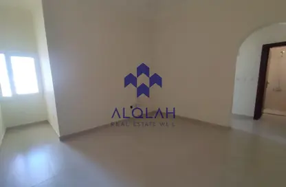 Apartment - 3 Bedrooms - 3 Bathrooms for rent in Fereej Bin Omran - Doha