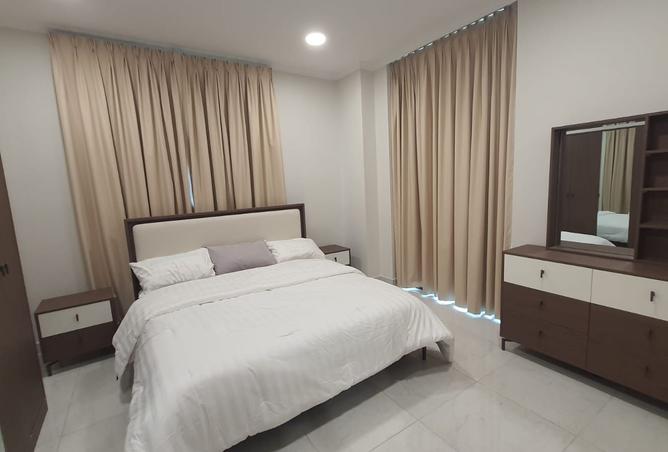 970439 - Property Image 2