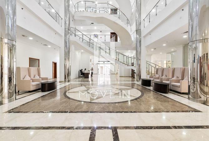 988764 - Property Image 2