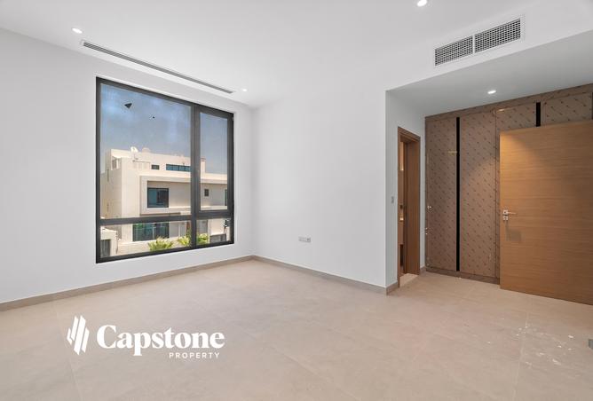 975549 - Property Image 3