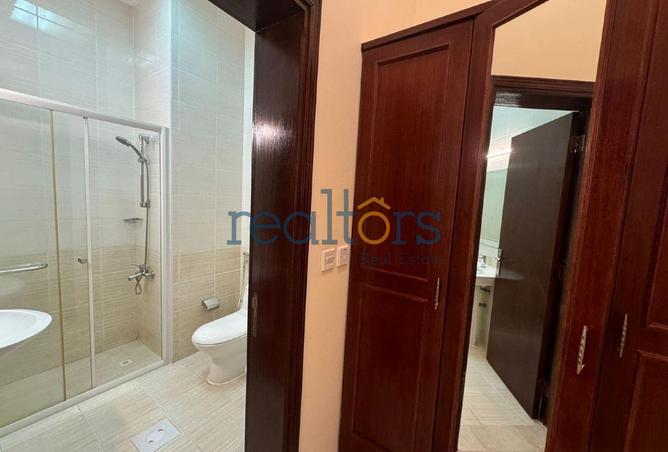 954149 - Property Image 3
