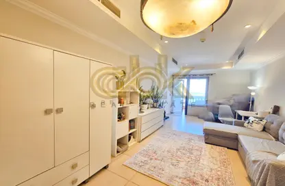 Apartment - 1 Bedroom - 2 Bathrooms for rent in East Porto Drive - Porto Arabia - The Pearl Island - Doha
