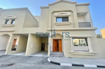 Compound - 4 Bedrooms - 3 Bathrooms for rent in Al Markhiya Street - Al Markhiya - Doha