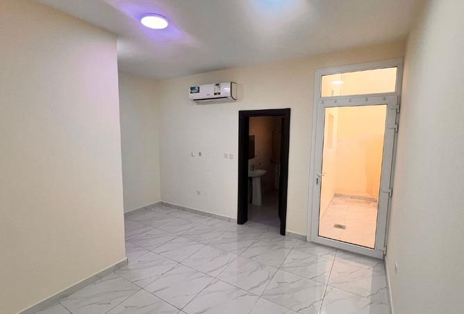 975311 - Property Image 3