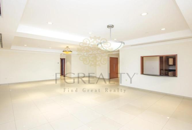 989029 - Property Image 2