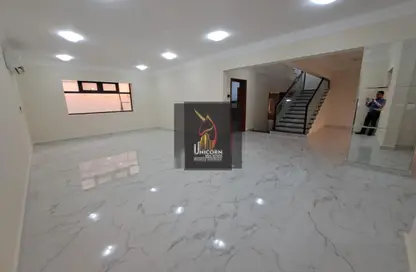 Compound - 4 Bedrooms - 4 Bathrooms for rent in Bu Hamour Street - Abu Hamour - Doha