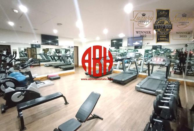 916742 - Property Image 3