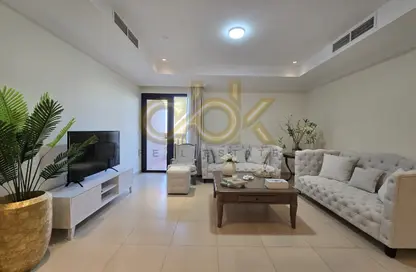 Apartment - 2 Bedrooms - 3 Bathrooms for rent in East Porto Drive - Porto Arabia - The Pearl Island - Doha