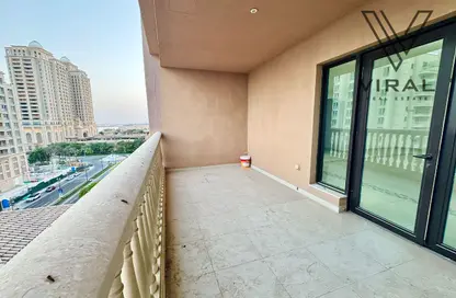 Apartment - 2 Bedrooms - 3 Bathrooms for rent in East Porto Drive - Porto Arabia - The Pearl Island - Doha