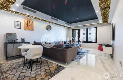 Apartment - 2 Bedrooms - 3 Bathrooms for sale in West Porto Drive - Porto Arabia - The Pearl Island - Doha