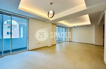 Apartment - 1 Bedroom - 2 Bathrooms for rent in Viva East - Viva Bahriyah - The Pearl Island - Doha