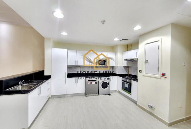 925575 - Property Image 3