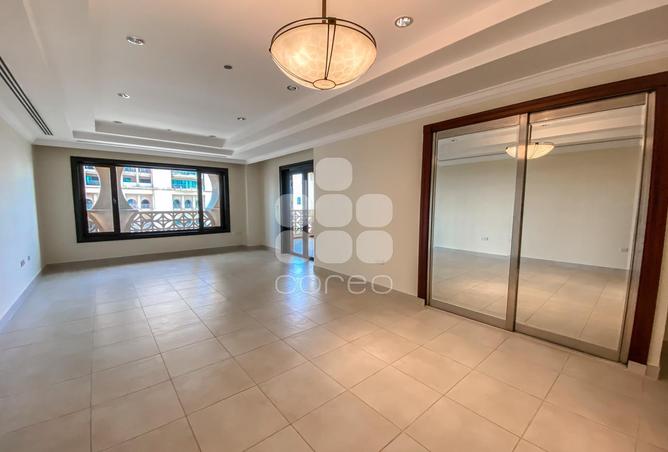920403 - Property Image 3