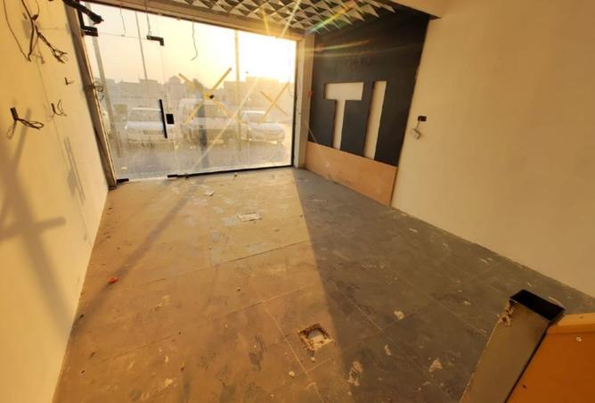 920505 - Property Image 3