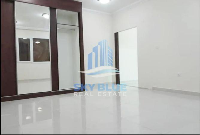 723325 - Property Image 2