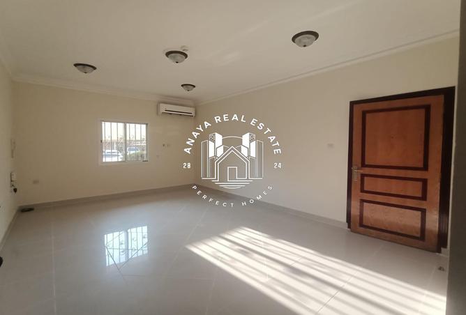 979665 - Property Main Image