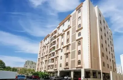 Apartment - 2 Bedrooms - 2 Bathrooms for rent in Al Sadd Road - Al Sadd - Doha