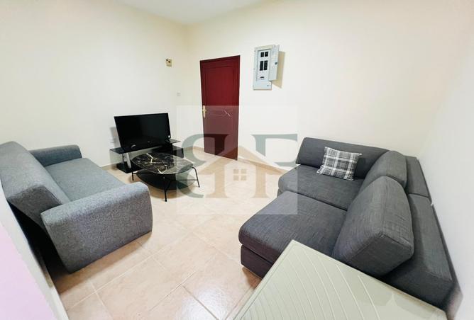 987491 - Property Image 2