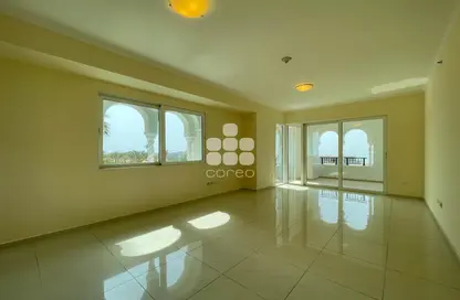 Empty Room image for: Apartment - 2 Bedrooms - 3 Bathrooms for rent in Tower 29 - Viva Bahriyah - The Pearl Island - Doha, Image 1