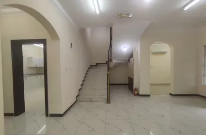 Villa - 5 Bedrooms - 5 Bathrooms for rent in Ain Khaled Villas - Ain Khaled - Doha