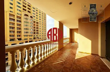 Apartment - 1 Bedroom - 2 Bathrooms for rent in East Porto Drive - Porto Arabia - The Pearl Island - Doha