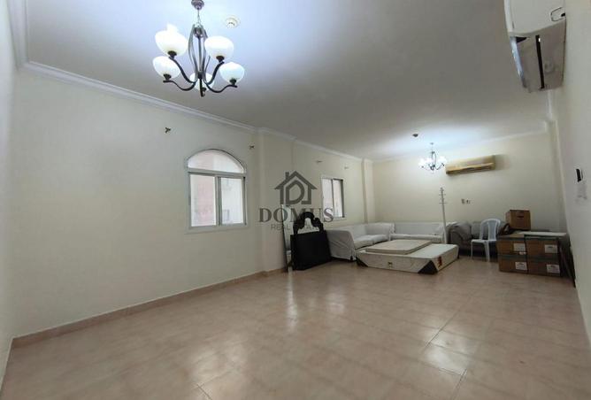 995511 - Property Main Image