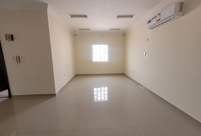 980553 - Property Image 2