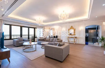 Living Room image for: Apartment - 3 Bedrooms - 4 Bathrooms for sale in East Porto Drive - Porto Arabia - The Pearl Island - Doha, Image 1