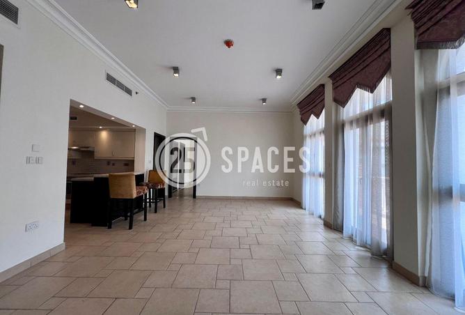 929577 - Property Image 2