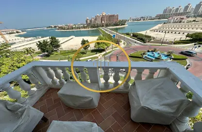 Apartment - 3 Bedrooms - 4 Bathrooms for rent in Carnaval - Qanat Quartier - The Pearl Island - Doha