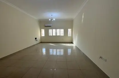 Apartment - 2 Bedrooms - 2 Bathrooms for rent in Al Muntazah Street - Al Muntazah - Doha