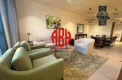 Apartment - 2 Bedrooms - 3 Bathrooms for rent in Al Sadd Road - Al Sadd - Doha Apartment - 2 Bedrooms - 3 Bathrooms for rent in Al Sadd Road - Al Sadd - Doha