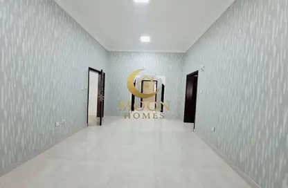 Apartment - 2 Bedrooms - 2 Bathrooms for rent in Al Sadd - Doha