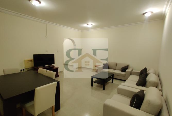945300 - Property Main Image