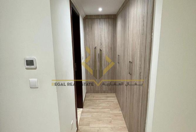 947953 - Property Image 2