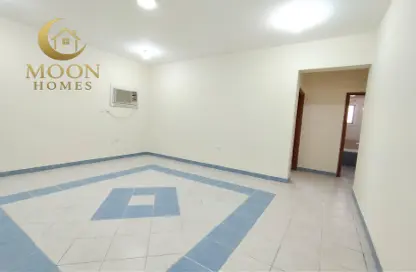 Apartment - 2 Bedrooms - 2 Bathrooms for rent in Al Mansoura - Al Mansoura - Doha