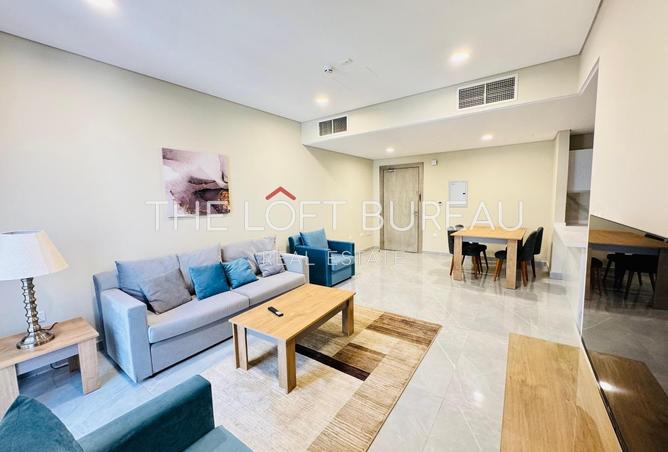 902151 - Property Image 2