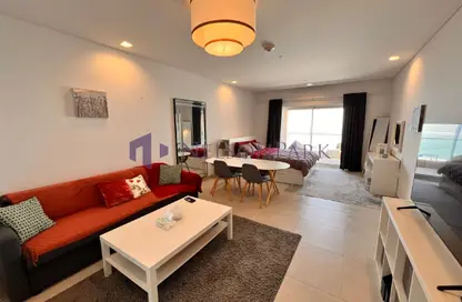 Apartment - Studio - 1 Bathroom for rent in Viva West - Viva Bahriyah - The Pearl Island - Doha
