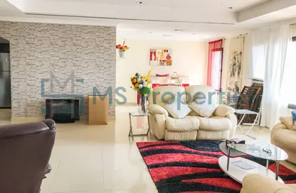 Apartment - 2 Bedrooms - 3 Bathrooms for rent in West Porto Drive - Porto Arabia - The Pearl Island - Doha