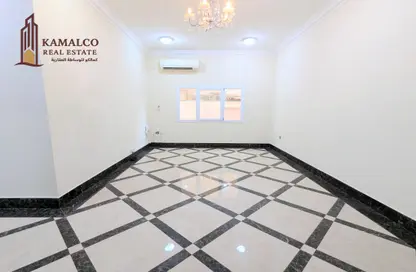 Apartment - 2 Bedrooms - 2 Bathrooms for rent in Muntazah 7 - Al Muntazah - Doha