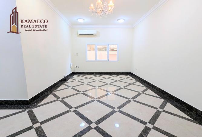 931323 - Property Image 2