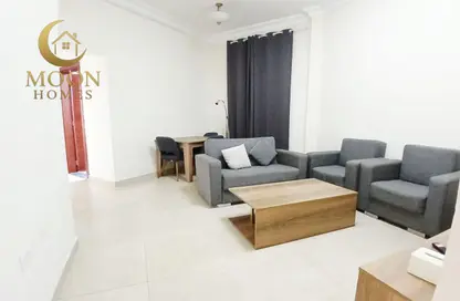 Apartment - 1 Bedroom - 2 Bathrooms for rent in Umm Ghuwalina - Umm Ghuwailina - Doha Apartment - 1 Bedroom - 2 Bathrooms for rent in Umm Ghuwalina - Umm Ghuwailina - Doha