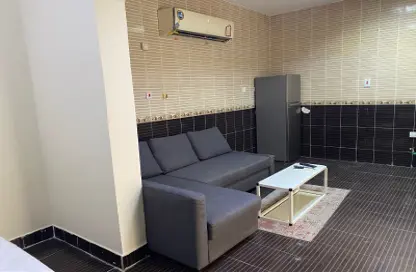 Apartment - 1 Bedroom - 1 Bathroom for rent in Mamoura 18 - Al Maamoura - Doha