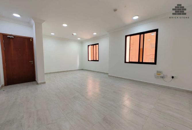 941374 - Property Image 3